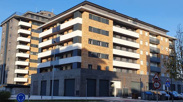 Izenematea irekita, alokairu sozialeko etxebizitzen zozketan