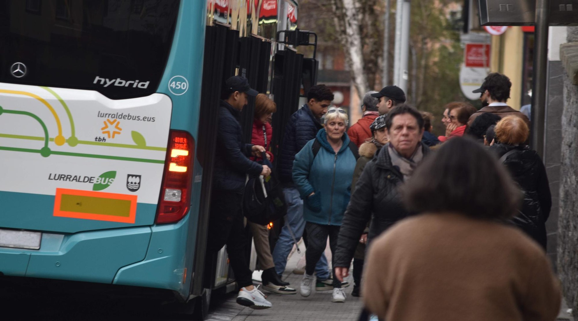 Mugikortasunak eta ibilgailu kopuruak, hazkunde etengabea