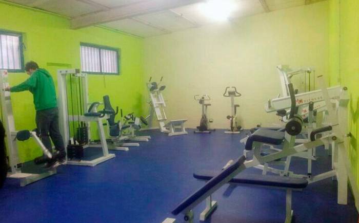 Gimnasioa paratu dute Asinko pabiloian, 20 bat aparaturekin