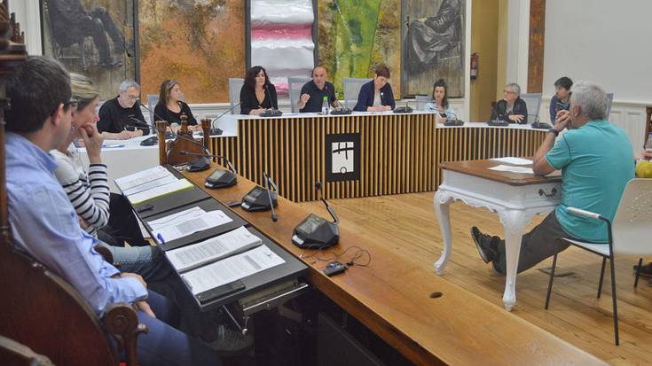 Diru-sarreren igoera eta gastuen jaitsiera, gerakinaren emaitza