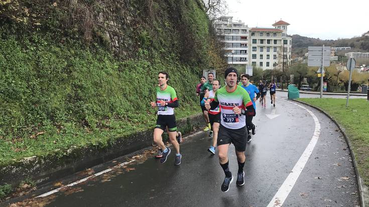 Idoia Esnaolak bere 100garren maratoia amaitu du eta Unai Santamaria izan da bailarako aurrena