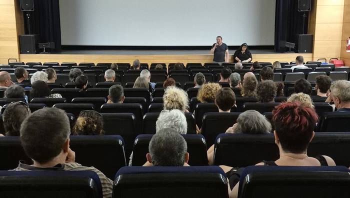 Dokumental batean bildu dituzte Eguzki Irratiaren 40 urteak, eta Biterin aurkeztuko dute gaur