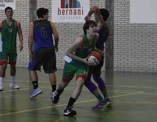 Mundarroren eta Hernaniren arteko derbia, bigarren mailan