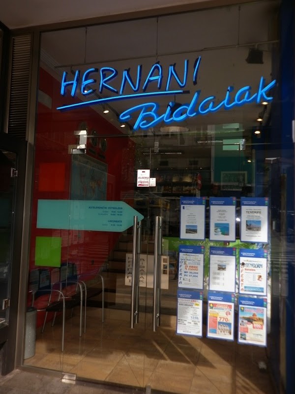 «Asteguna edo asteburua izan, beti egongo gara bezeroen beharrak asetzeko prest»