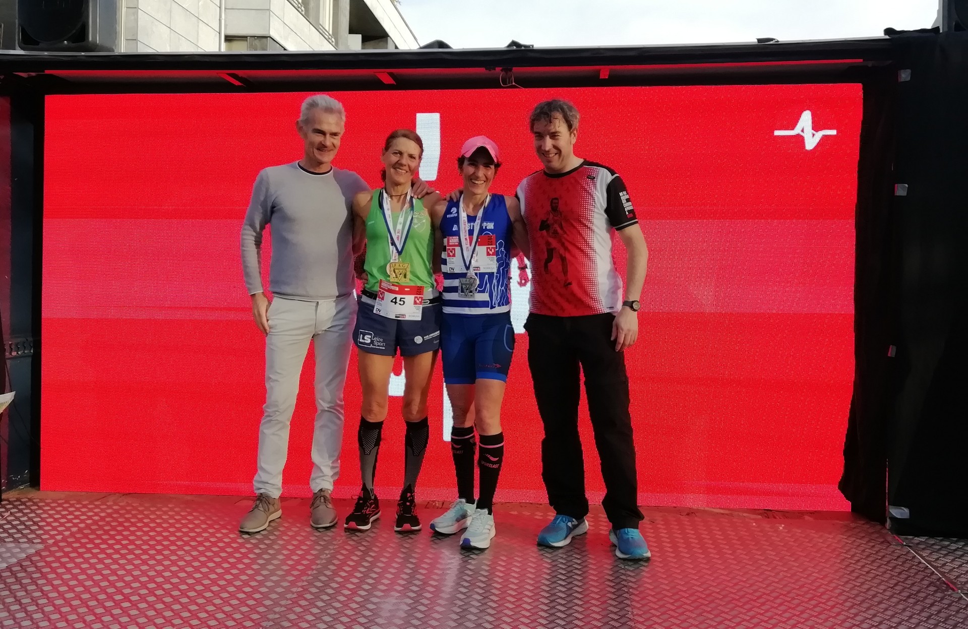 Txernobylgo haurren alde lasterketa solidarioa, atletismo pistatik abiatuta