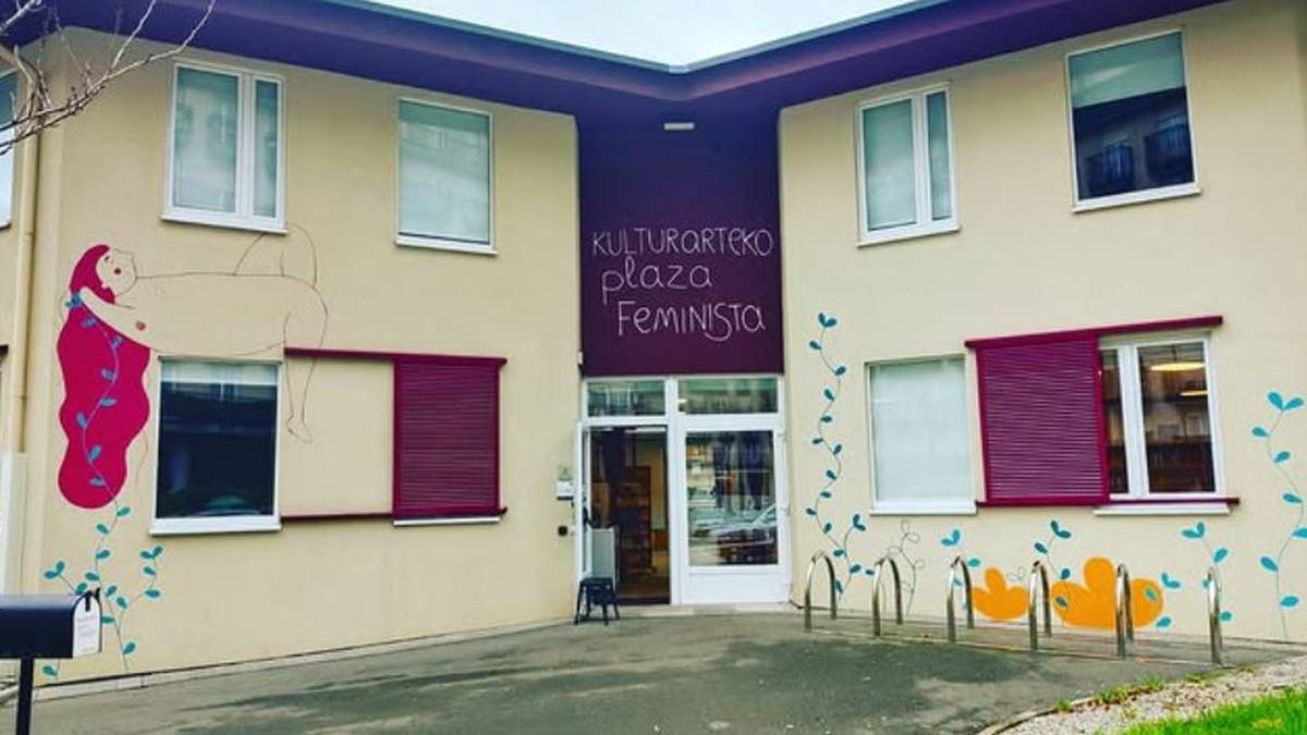 Martxan da Gipuzkoako Emakumeen Etxeen Koordinakundea