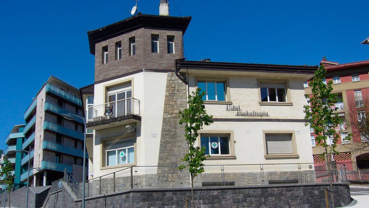 Aurrematrikula etzi irekiko da
