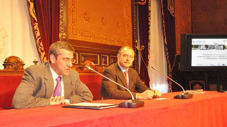 Urumea ibaiaren egoera aztertzen duen Bidur proiektua aurkeztu die Diputazioak Udal, enpresa eta erakundeei