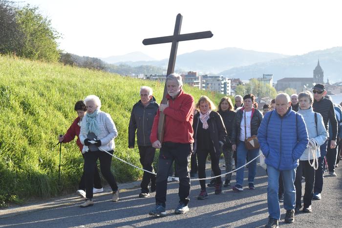 Gurutze Bidea Santa Barbarara egin zen Hernanin