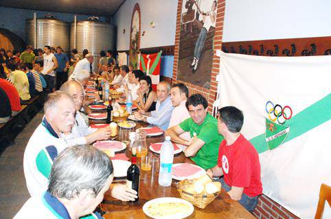 CD Hernaniko urteko bazkaria izan zen atzo.
