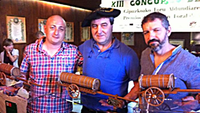 Altzueta bigarren, Gipuzkoakoan