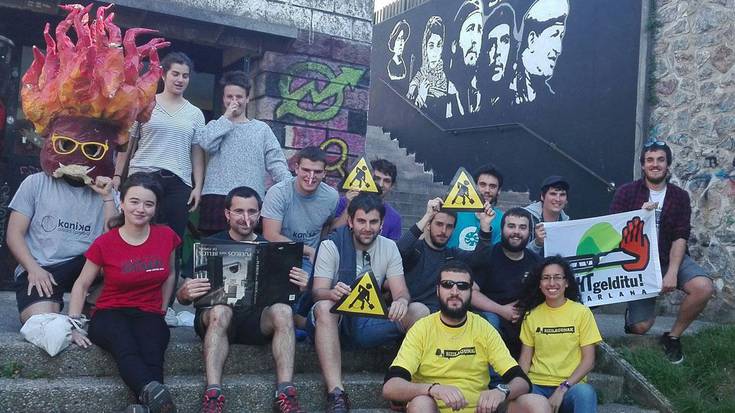«Gazte mugimendu zabal eta anitza», bilduta