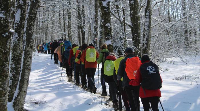 Elurretan barna gainditu zuten 'Gaizkileen muga' larunbatean, Trabuko Bidearen bigarren etapan