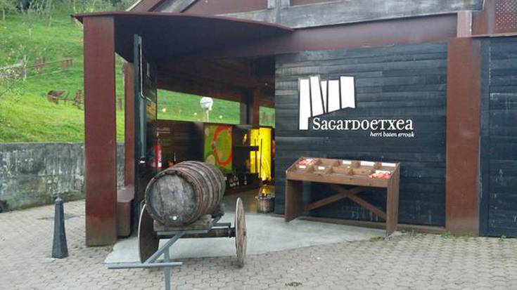 Sagardoetxean ekitaldi bereziak antolatu dira bihar museoen egunean