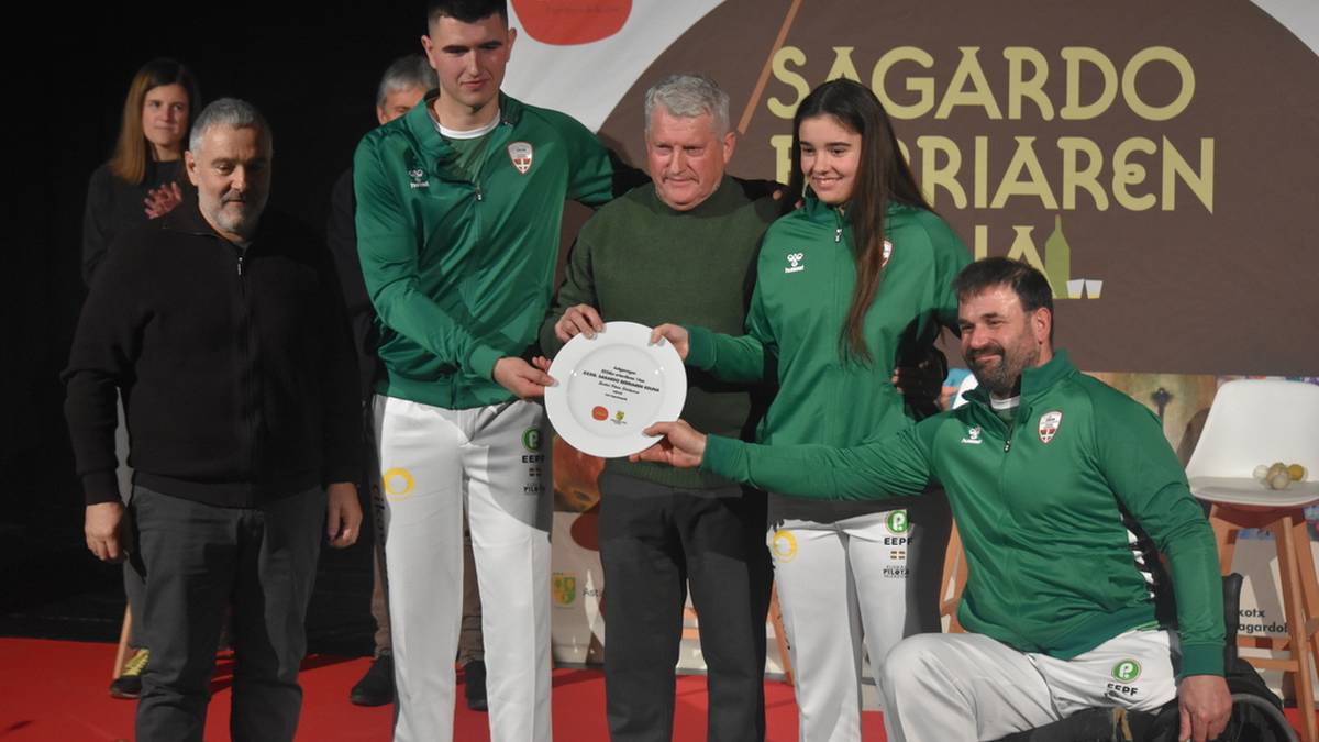 XXXIII. Sagardo Berriaren Eguna, argazkitan