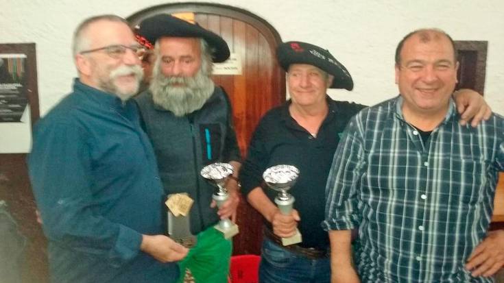 Bixente eta Narrorentzat, Santa Barbara elkarteko txapela