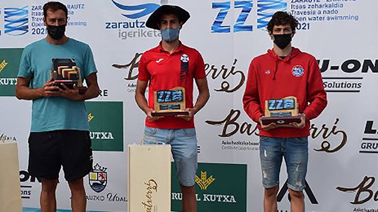 Enaitz Goñi bigarren Zarauzko itsas zeharkaldian