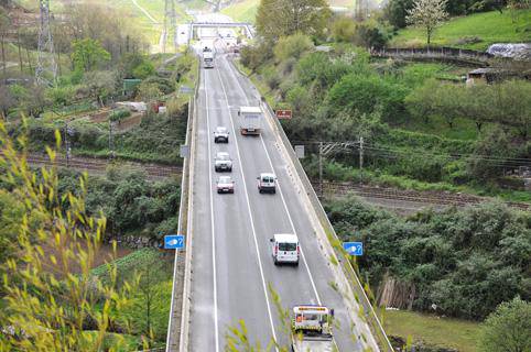 Hernanin bi obra haundi, epe motzean:&#8200;AHT eta Urumeako Autobia
