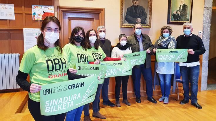 DBHko ikastetxearen aldeko sinadura bilketa, ostiral honetan