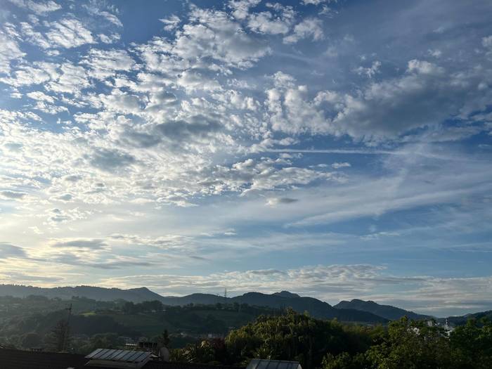 [EGURALDIA] Gaur eguzkitsu eta bihar ezegonkortu egingo da berriro