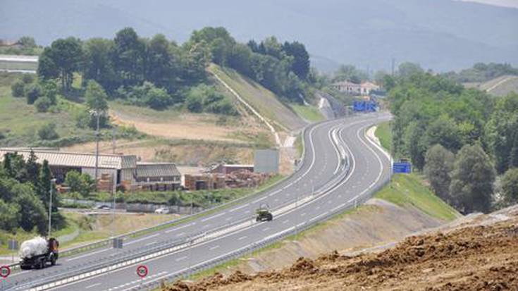 Eguzki: «Bigarren saihesbideak ugaritu egingo du trafikoa, ez erremediatu»  