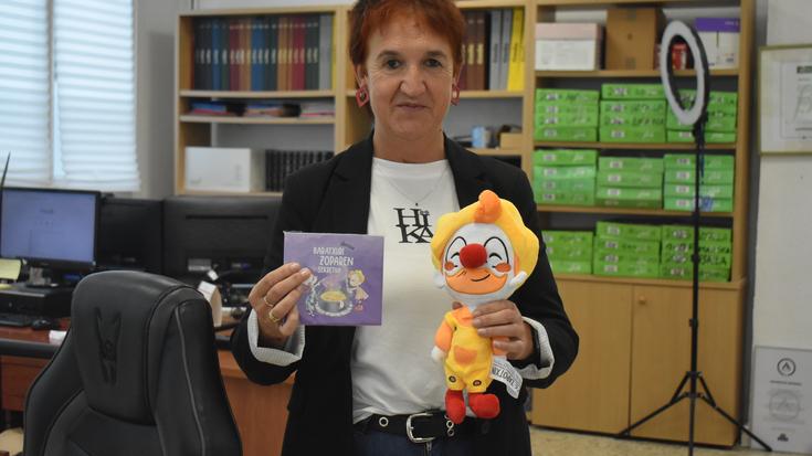 Izaskun  Muruak  jaso du Kronikak zozketatutako  Zapotxinen lotea