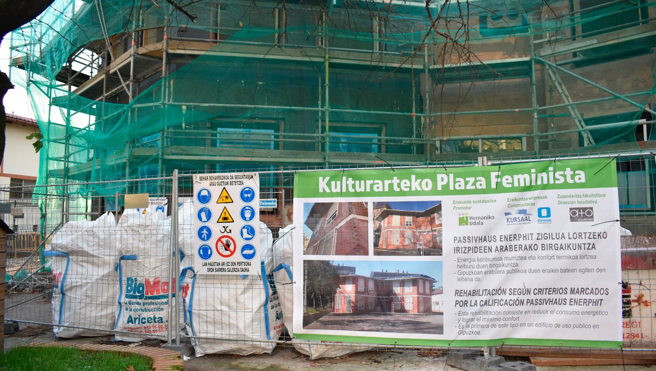 Inbertsioetan jaitsiera 2020an, «sintonia onean» onartutako udal aurrekontuetan