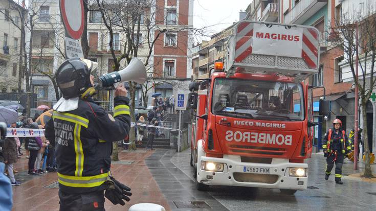Sute simulakroa egin zuten Kaxkoan