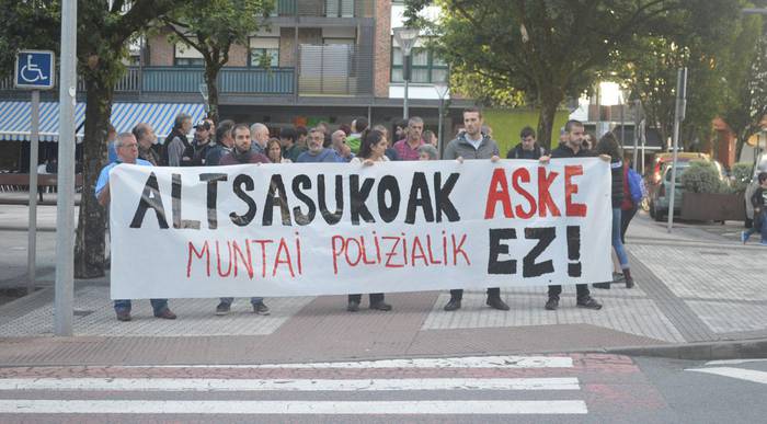 Astearteko atxiloketen kontra, kontzentrazioa