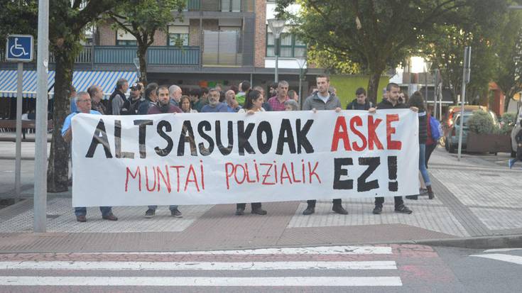 Astearteko atxiloketen kontra, kontzentrazioa