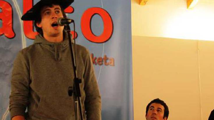 Aimar Karrika 
auriztarra irabazle, Xalto sariketan. 