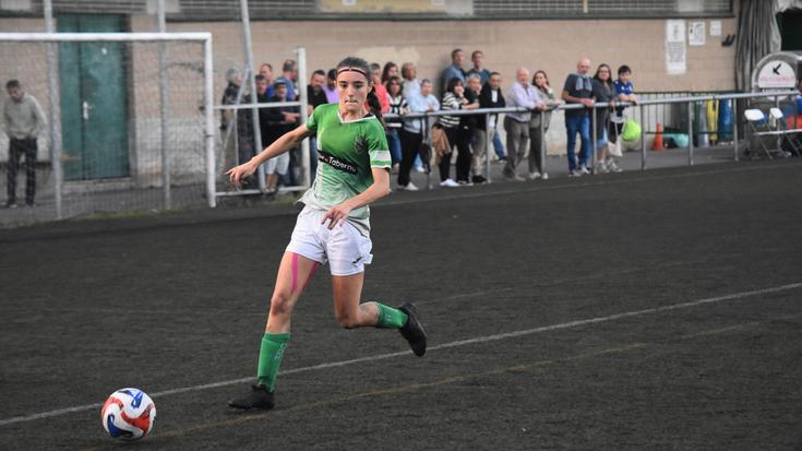 Aurkari zuzenaren etxean jokatuko dute gaur Euskal Ligako neskek