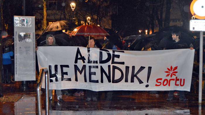 Altsasuko gazteei babesa eta elkartasuna,  kontzentrazioarekin