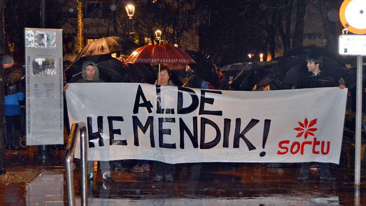 Altsasuko gazteei babesa eta elkartasuna,  kontzentrazioarekin