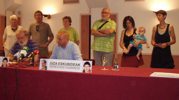 Arruarte eta Fernandez presoak askatzeko eskatu dute alkateek