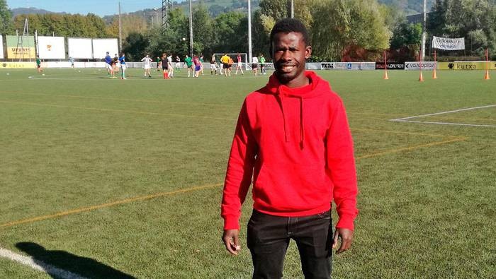 Pape, Mory, Cesia, Luxian eta Michael gaur, 'Gure artean ibiliak´ saioan