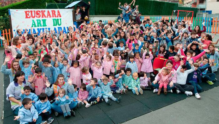 Inmakuladan ere Euskara Ari du, gaur, bihar eta beti