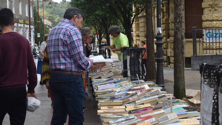 Gabonetako liburu eta disko azoka, Plaza Berrin