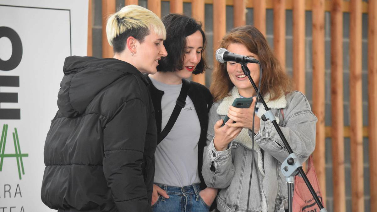 Martxan da 'Bota Bertsoa!' lehiaketa sagardotegietan, 12garren urtez