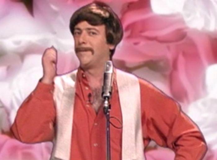 Euskerazko talde edo abesti baten parodia onenari, saria