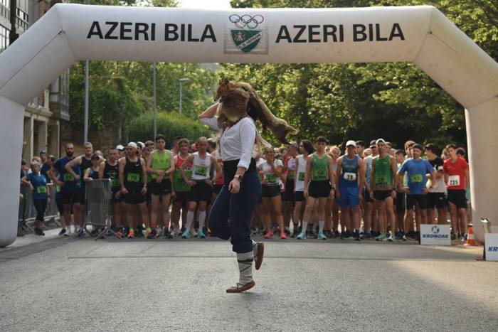 Zabalik dago jada Azeri Bila lasterketa herrikoian izena emateko epea