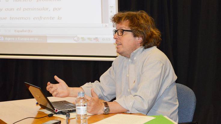 Euskadik Europan dauzkan erronkak azaldu zituen Ezeizabarrenak