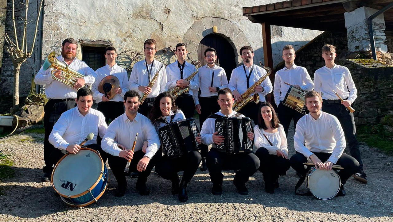 Herri musika taldeen topaketa bihar, Hernanin