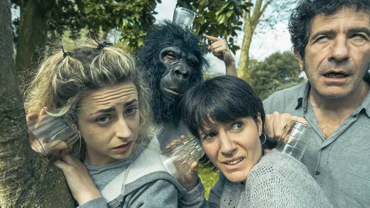 'Bi baso bat ur' antzezlana, bihar Biterin