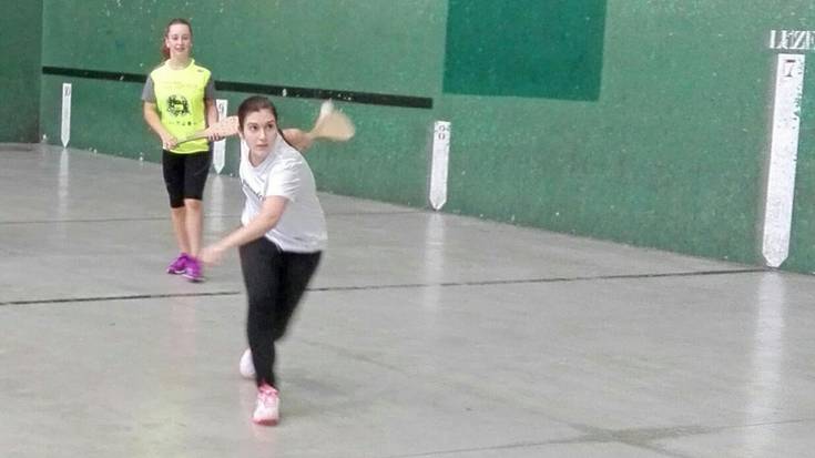 «Bultzada bat eman nahi diogu pala sailari, nesken artean»