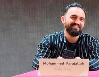 Farajallahrekin solasaldia gaur, udaletxean