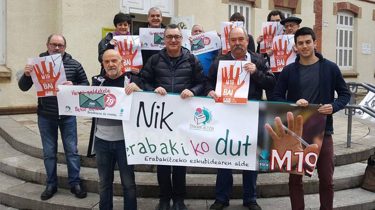 Herri-galdeketan baiezkoaren alde, LAB sindikatuak