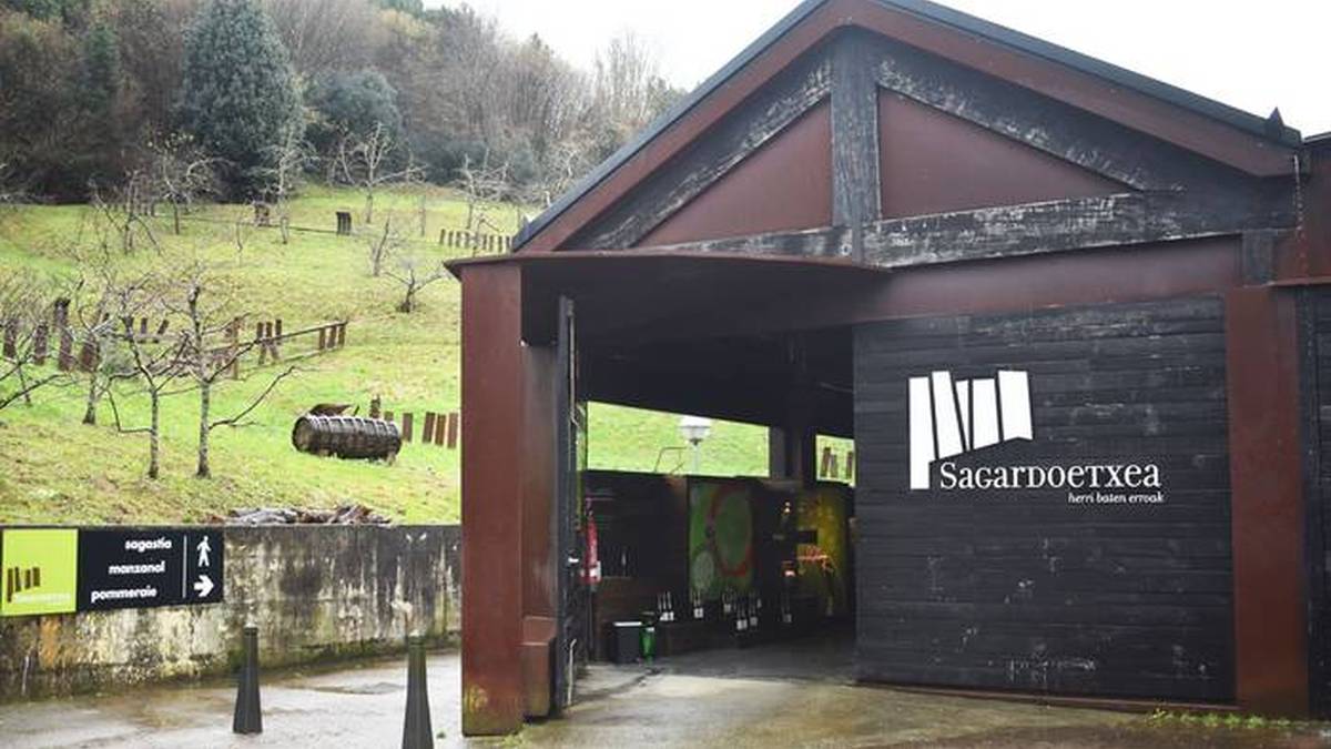 Otordua eta dastaketa Aste Santuan zehar, Sagardoetxean