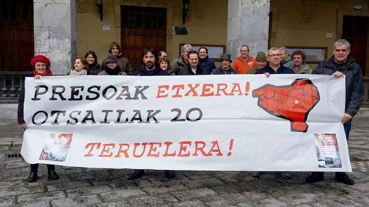 Txartelak salgai eta atxikimendu bilketa martxan, Teruelerako