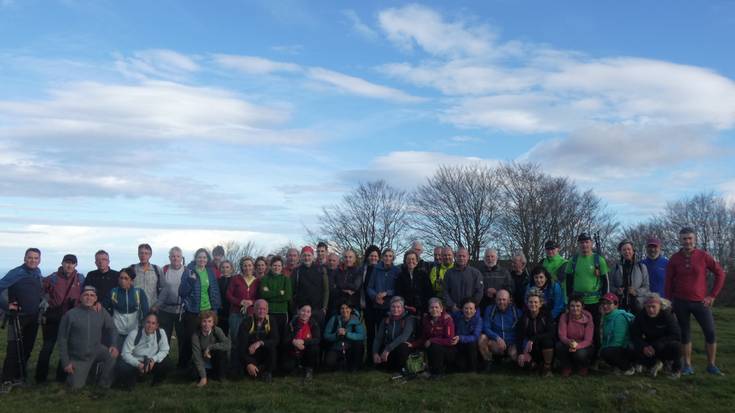 Bazkide Egunean 50en bat mendizale elkartu ziren Berrobin